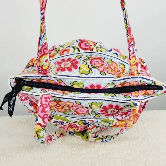 Vera Bradley Hope Garden Shoulder Bag Retired - Picture 4 of 9